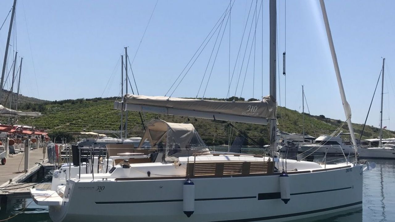 Croatia Primošten - Dufour Yachts Dufour 310 GL