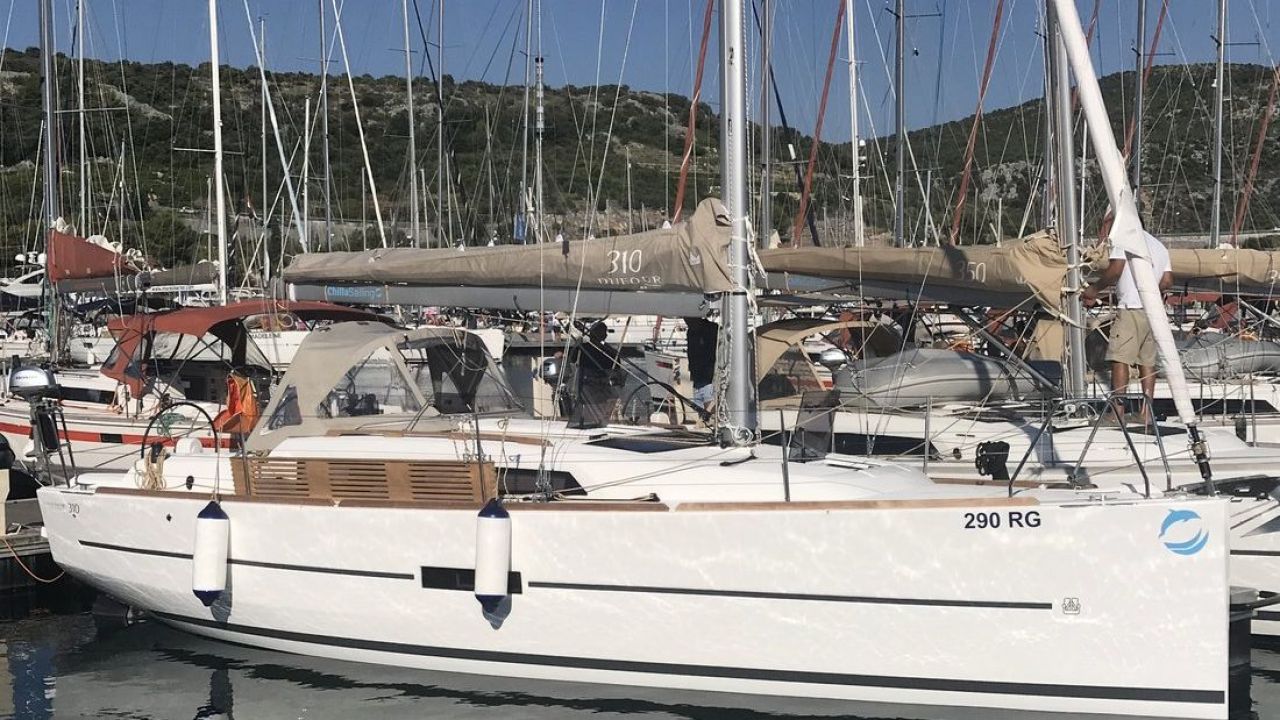 Croatia Primošten - Dufour Yachts Dufour 310 GL