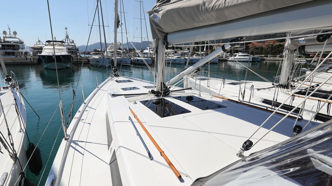 Croatia Kaštela/Split - Hanse Yachts Hanse 508 - 5 + 1 cab.