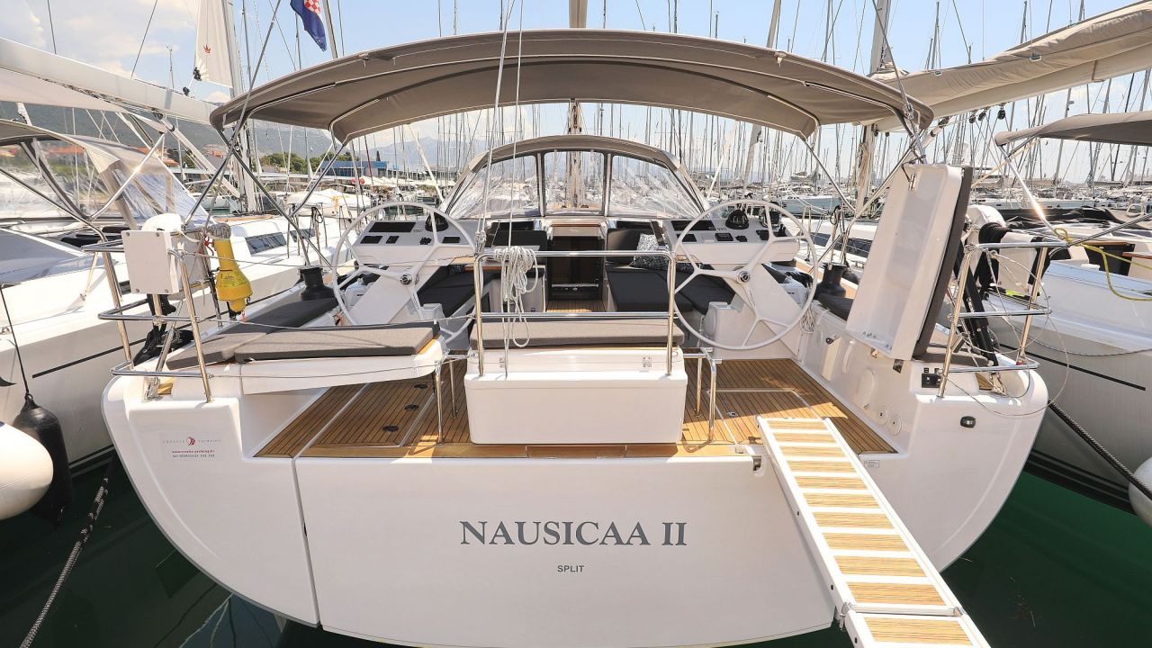 Croatia Kaštela/Split - Hanse Yachts Hanse 588 - 4 + 1 cab.