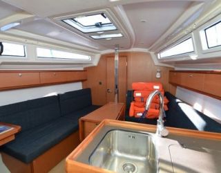 Croatia Biograd - Bavaria Yachtbau Bavaria Cruiser 33