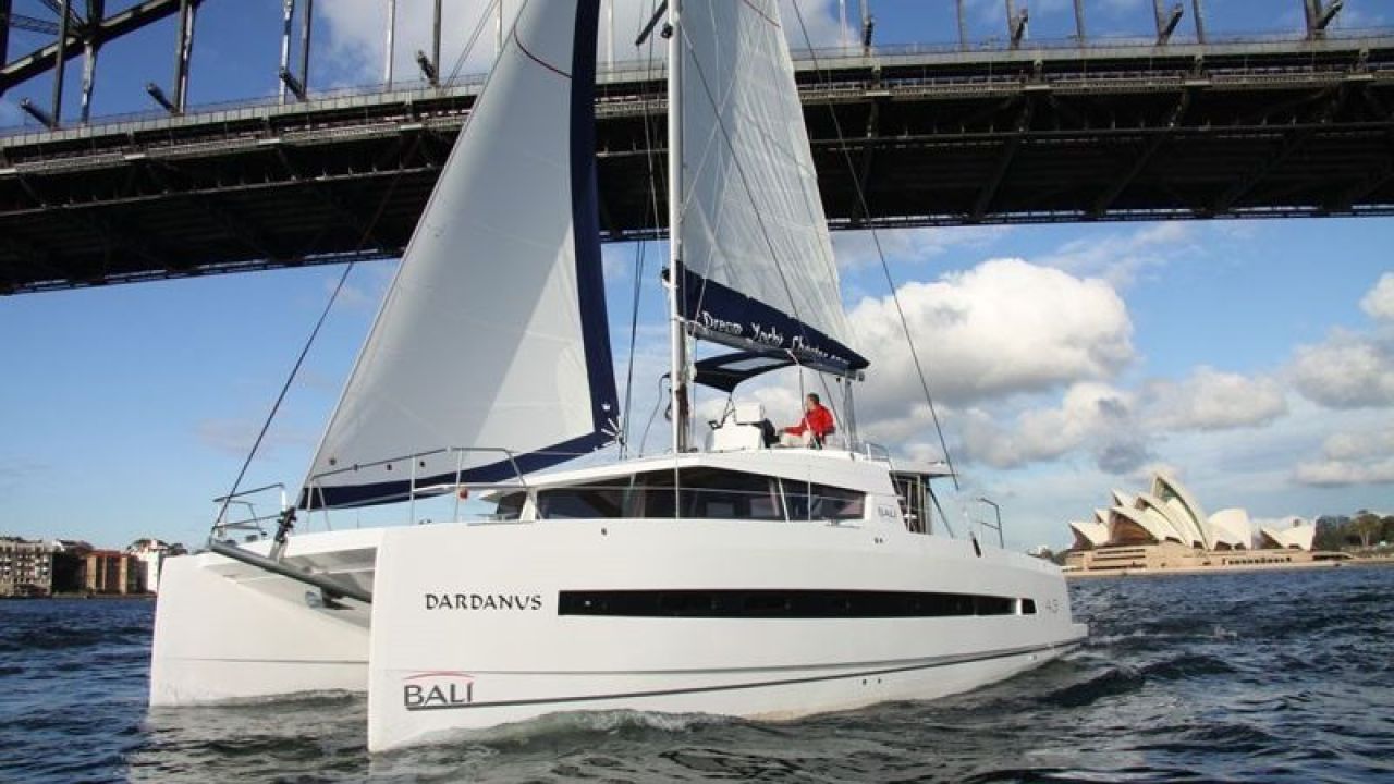 Italy Olbia - Catana Group Bali 4.3 - 4 + 2 cab.