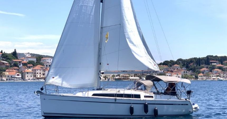 Croatia Rogoznica - Bavaria Yachtbau Bavaria Cruiser 34 - 2 cab.