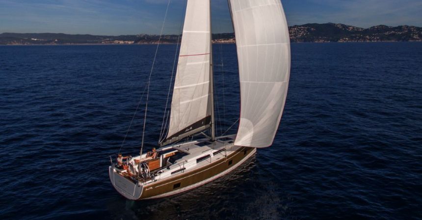 Croatia Kaštela/Split - Hanse Yachts Hanse 418 - 3 cab.