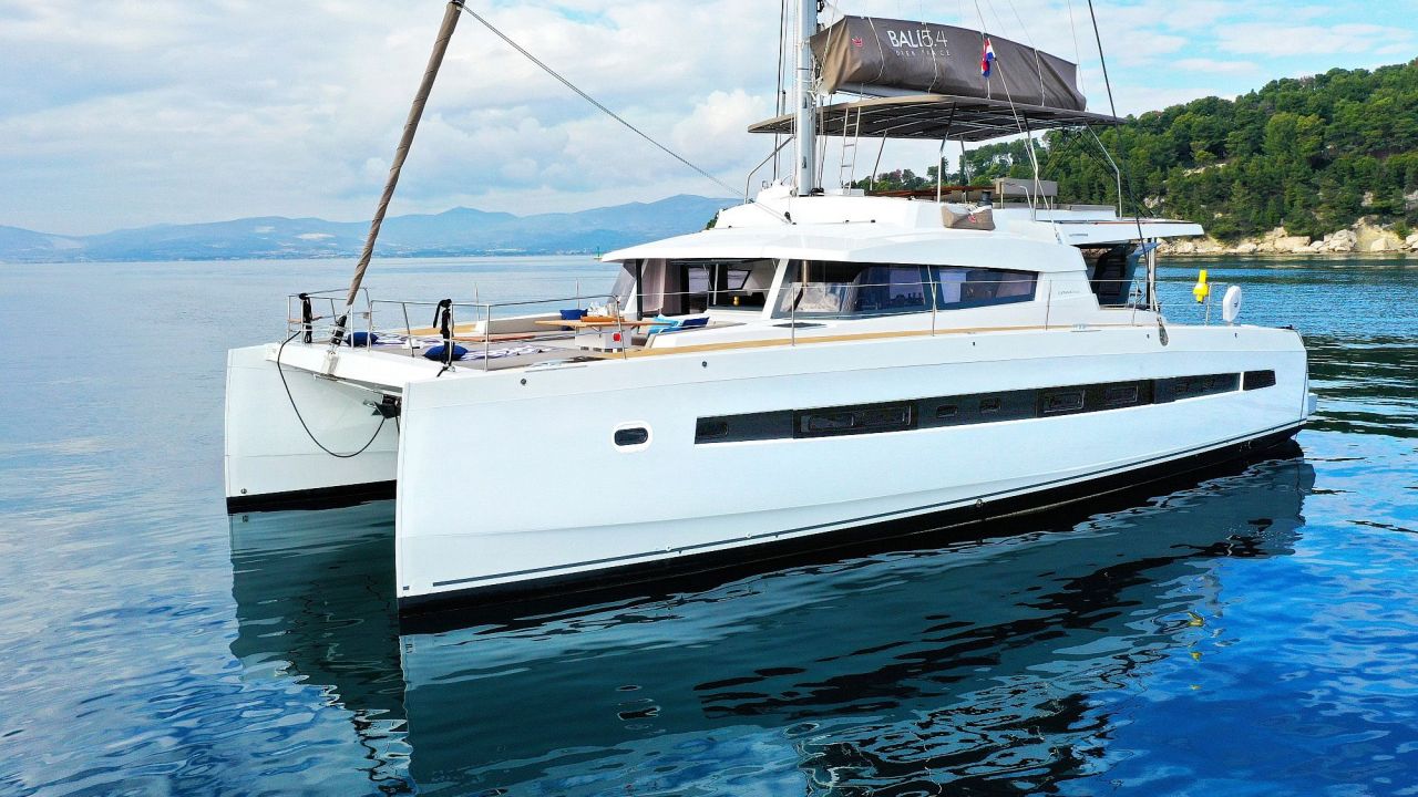 Croatia Dubrovnik - Catana Group Bali 5.4 - 5 cab.