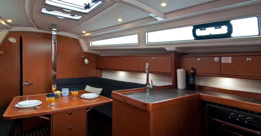 Croatia Split - Bavaria Yachtbau Bavaria Cruiser 34