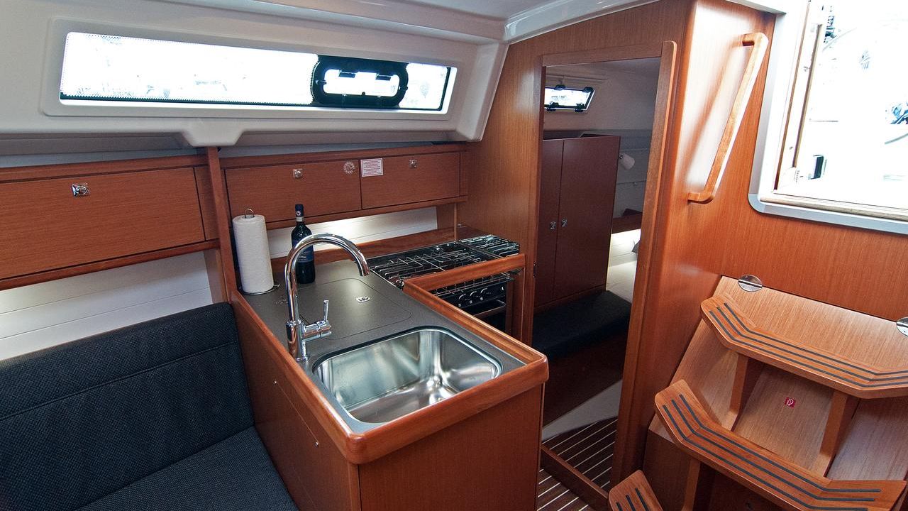 Croatia Split - Bavaria Yachtbau Bavaria Cruiser 34