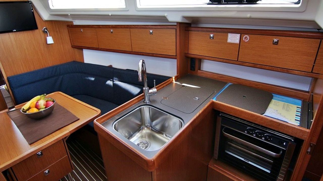 Croatia Sukošan/Zadar - Bavaria Yachtbau Bavaria Cruiser 34