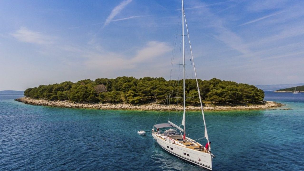 Croatia Šibenik - Hanse Yachts Hanse 588 - 5 + 1 cab.