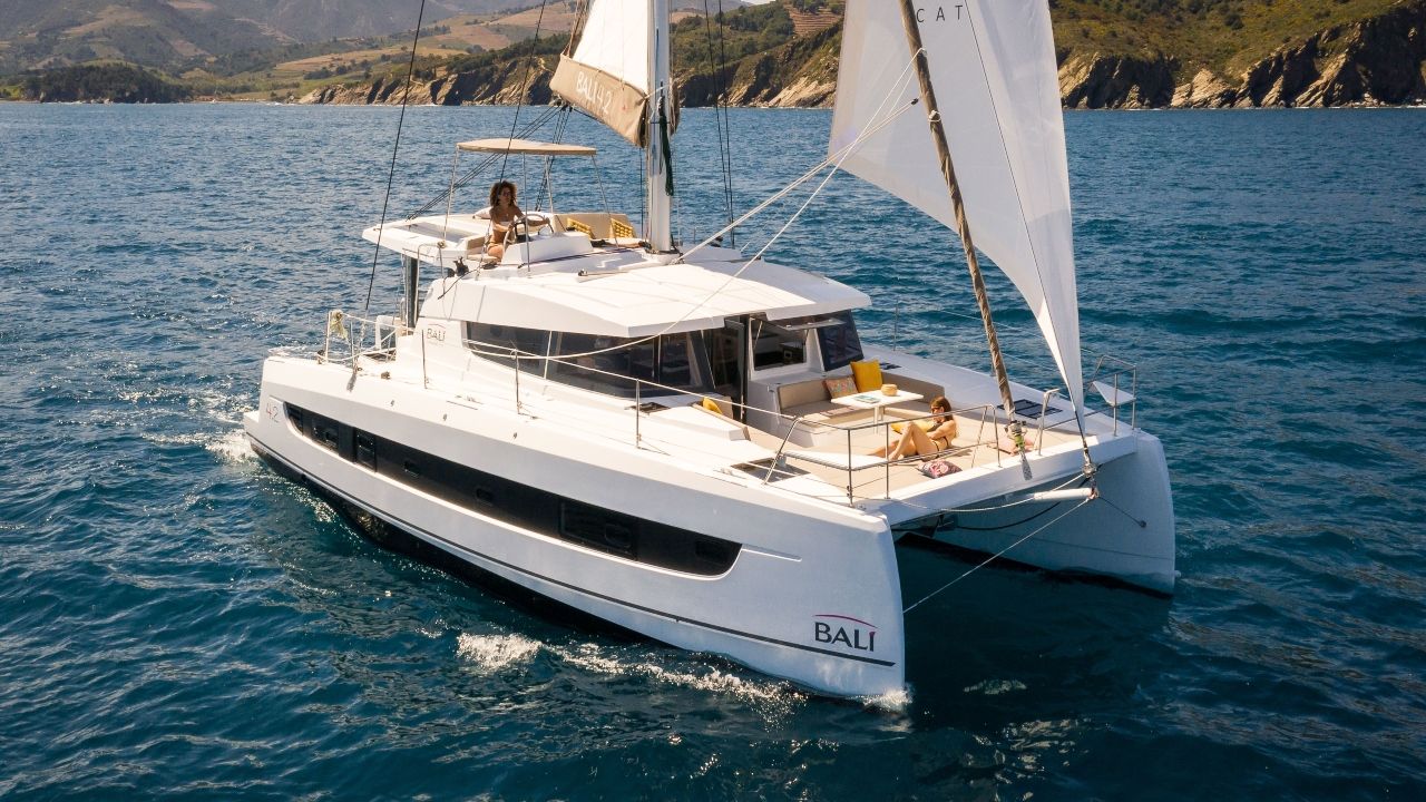 Croatia Trogir - Catana Group Bali 4.2 - 4 + 1 cab.