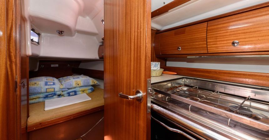 Croatia Trogir - Bavaria Yachtbau Bavaria 36