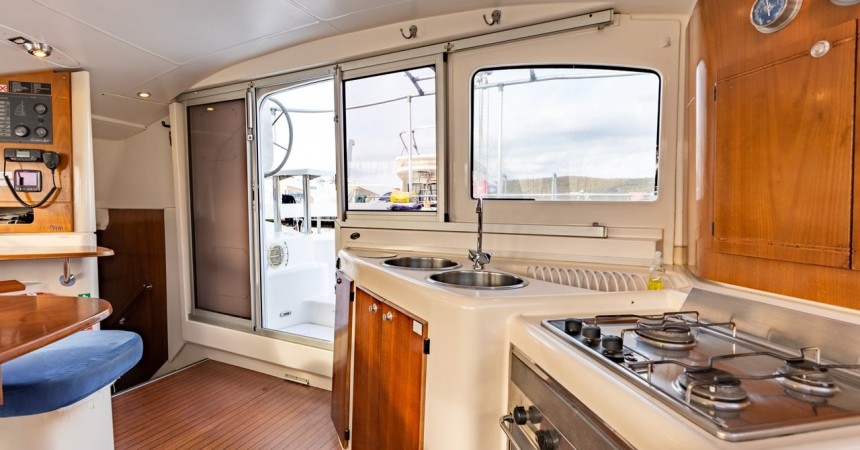 Croatia Punat/Krk - Fountaine Pajot Lavezzi 40 - 4 cab.