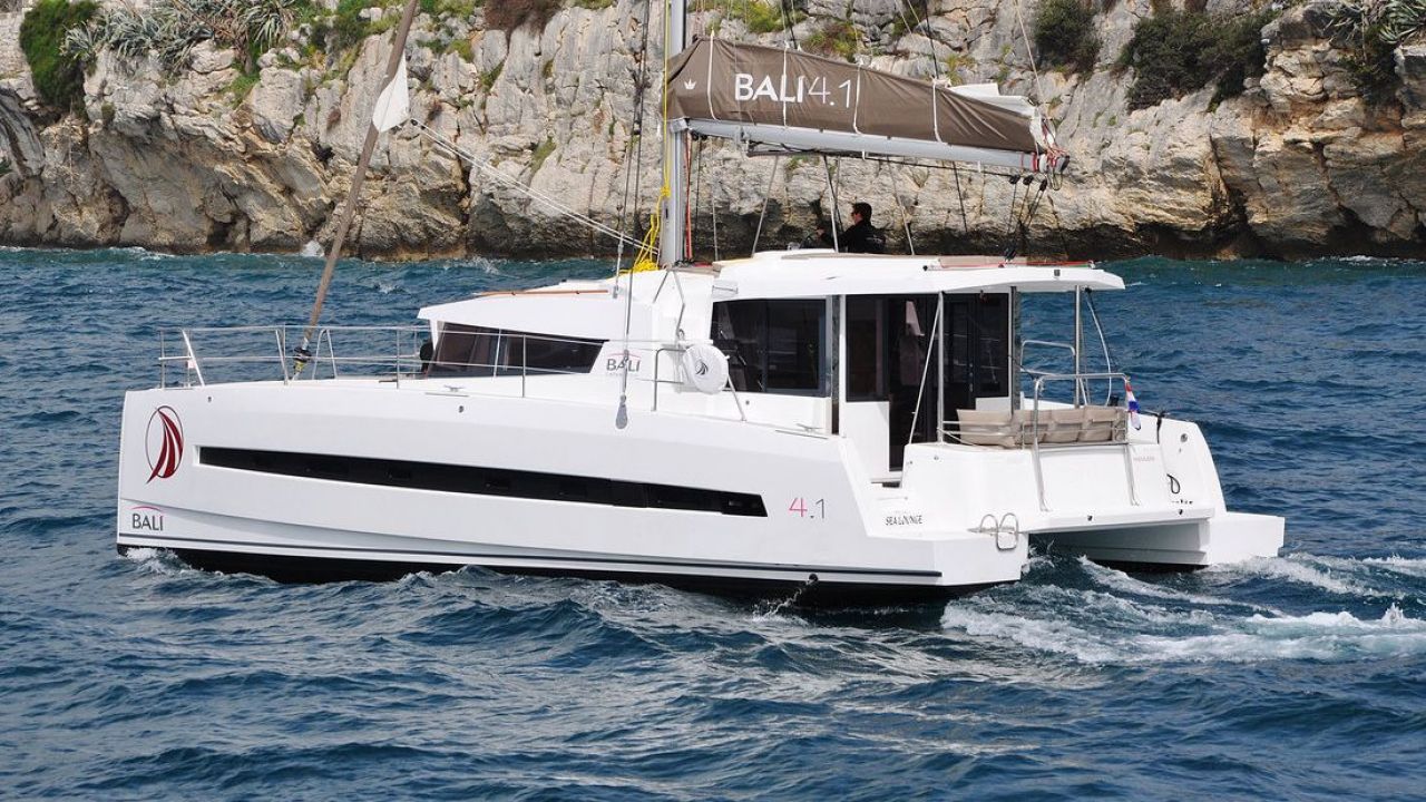 Croatia Kaštela/Split - Catana Group Bali 4.1 - 4 cab.