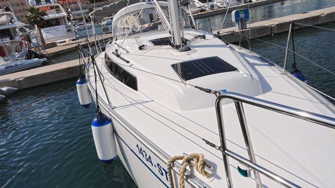 Croatia Split - Bavaria Yachtbau Bavaria Cruiser 34