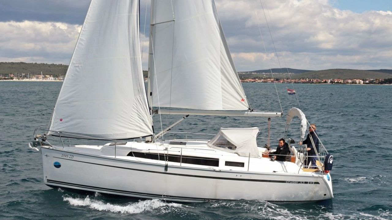 Croatia Sukošan/Zadar - Bavaria Yachtbau Bavaria Cruiser 33