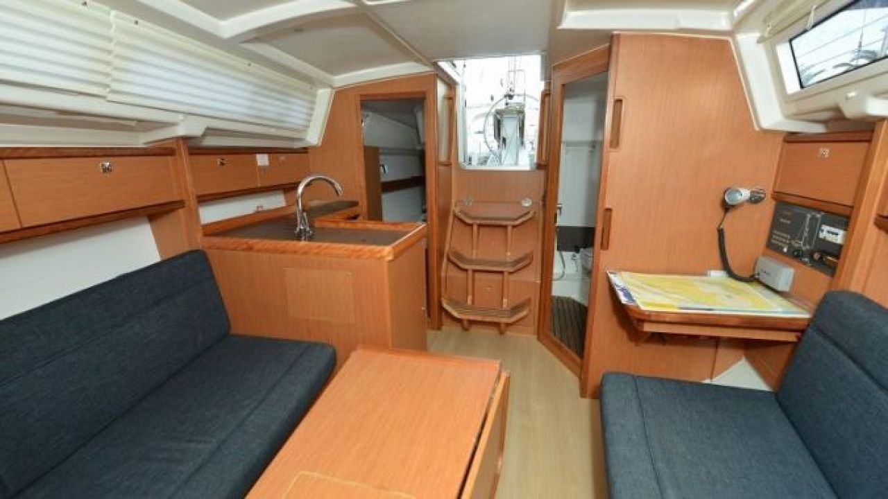 Croatia Pirovac - Bavaria Yachtbau Bavaria Cruiser 33