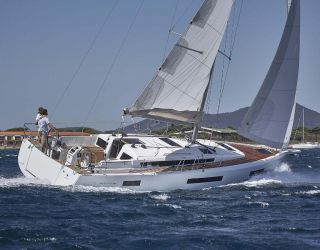 Italija Marina di Nettuno -  Sun Odyssey 440