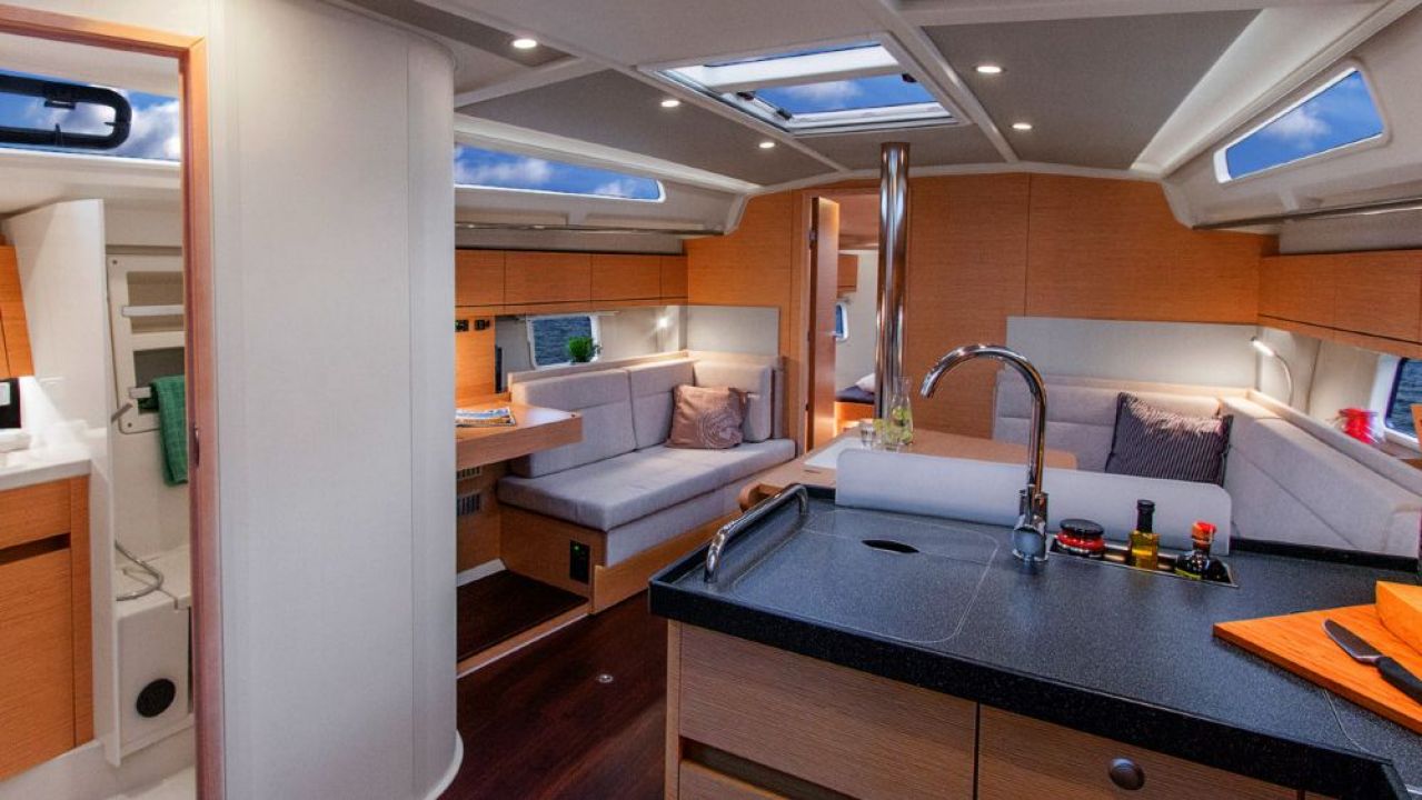 Croatia Biograd - Hanse Yachts Hanse 418 - 3 cab.